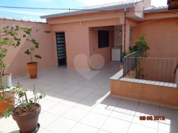 Imagem Casa Térrea à venda com 3 quartos, sendo 3 suítes, em Vila Sônia, São Paulo - SP