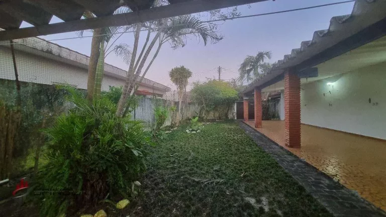 Imagem Terreno à venda, 235 m² por R$ 380.000,00 - Jardim Imperador - Praia Grande/SP