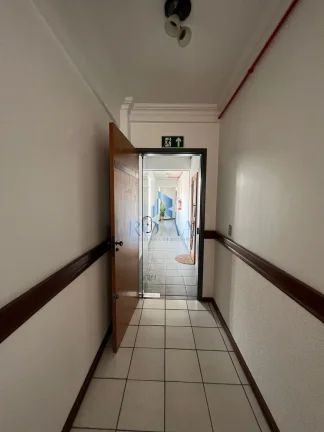 Imagem Sala Comercial 1 dormitórios à venda Nossa Senhora de Fátima Santa Maria/RS