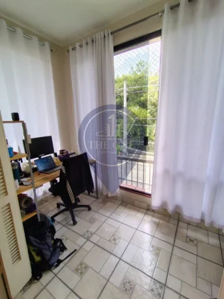 Imagem Imperdível Casa à Venda em São Paulo - 3 Quartos, 1 Suíte, 5 Banheiros, 3 Vagas na Liberdade!
