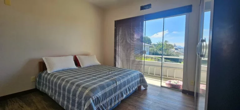 Imagem Casa à Venda, 310 m2, 3 Dormitórios (Suíte), 4 Vagas - Pedra Branca - Palhoça/SC