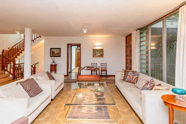 Imagem Casa Sobrado Vila Madalena - 541M², 4 Dorms, 2 Suítes, 5 Vagas, Piscina, Hidromassagem, Lareira, Lavabo.