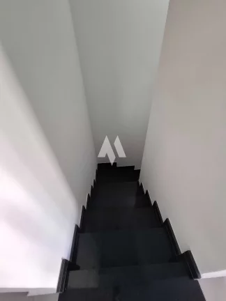 Imagem Casa à venda no bairro Encruzilhada - Santos/SP