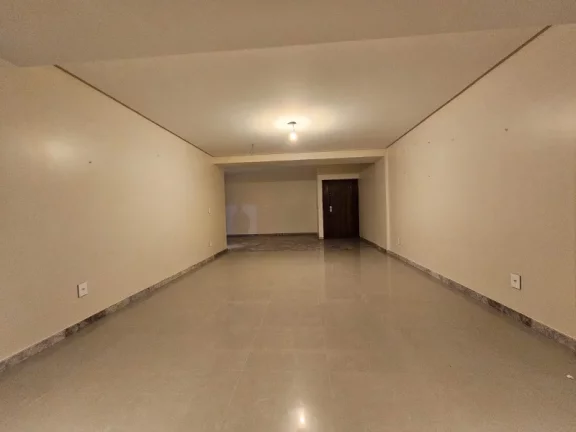 Imagem A 5ª Avenida Selecionou esse espaçoso 4/4, suite, lavabo, 225,48m2 de área privativa com 02 vagas soltas no melhor da Barra: por apenas R$1.200.000,00